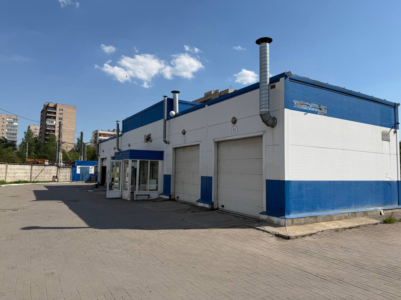 Комплекс TheMoika — фасад автомойки